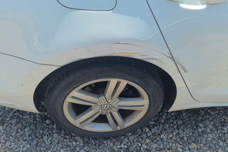 Used Volkswagen Lamando 2017 280TSI DSG Comfort Edition Right Rear Wheel Hub