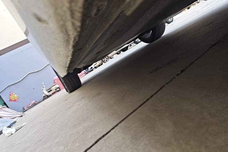 Used Volkswagen Lamando 2017 280TSI DSG Comfort Edition Right Side Sill