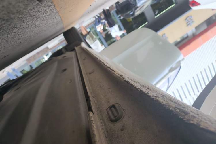 Used Volkswagen Lamando 2017 230TSI DSG Fashion Edition Right Side Sill