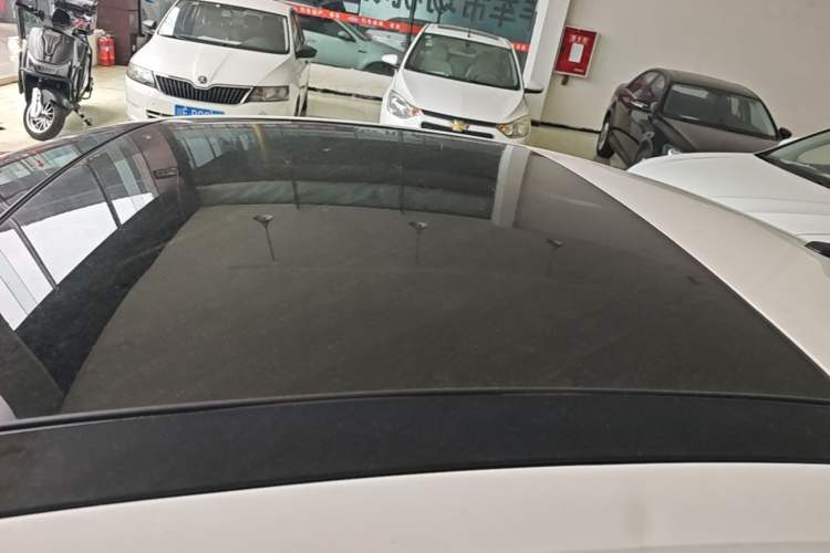 Used Volkswagen Lamando 2017 230TSI DSG Fashion Edition Roof