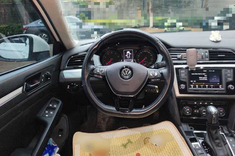 Used Volkswagen Lamando 2017 280TSI DSG Comfort Edition Steering Wheel