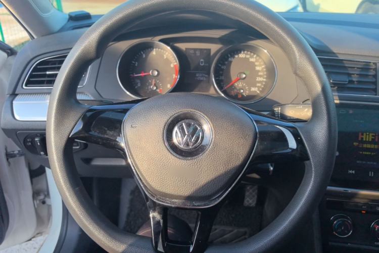 Used Volkswagen Lamando 2017 230TSI DSG Fashion Edition Steering Wheel