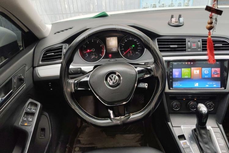 Used Volkswagen Lamando 2017 230TSI DSG Fashion Edition Steering Wheel