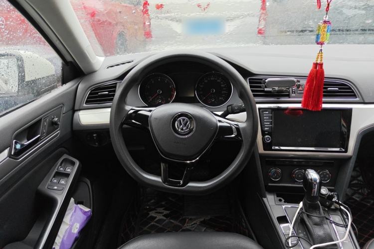 Used Volkswagen Lamando 2017 230TSI DSG Fashion Edition Steering Wheel
