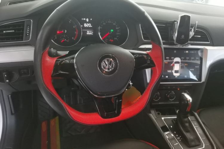 Used Volkswagen Lamando 2017 230TSI DSG Fashion Edition Steering Wheel
