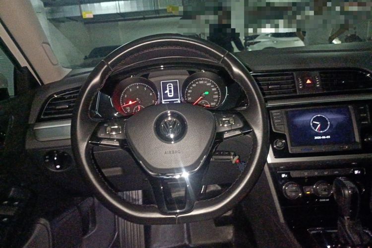 Used Volkswagen Lamando 2017 280TSI DSG Comfort Edition Steering Wheel