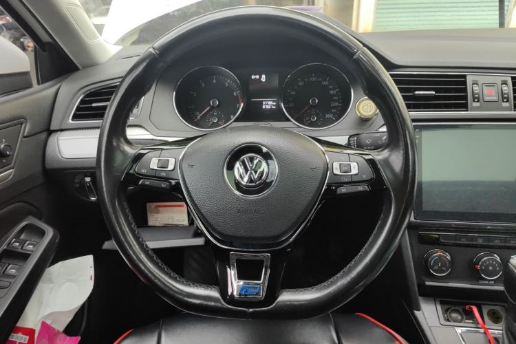 Used Volkswagen Lamando 2017 230TSI DSG Fashion Edition Steering Wheel