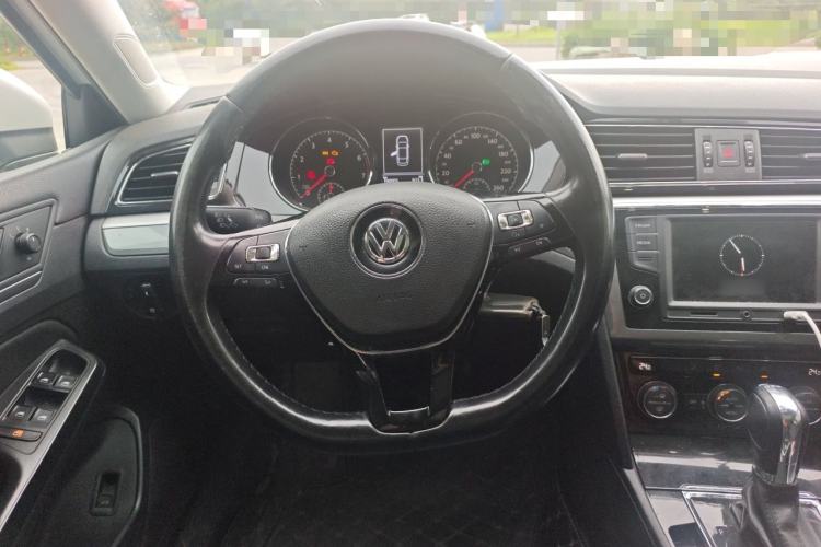 Used Volkswagen Lamando 2017 280TSI DSG Comfort Edition Steering Wheel