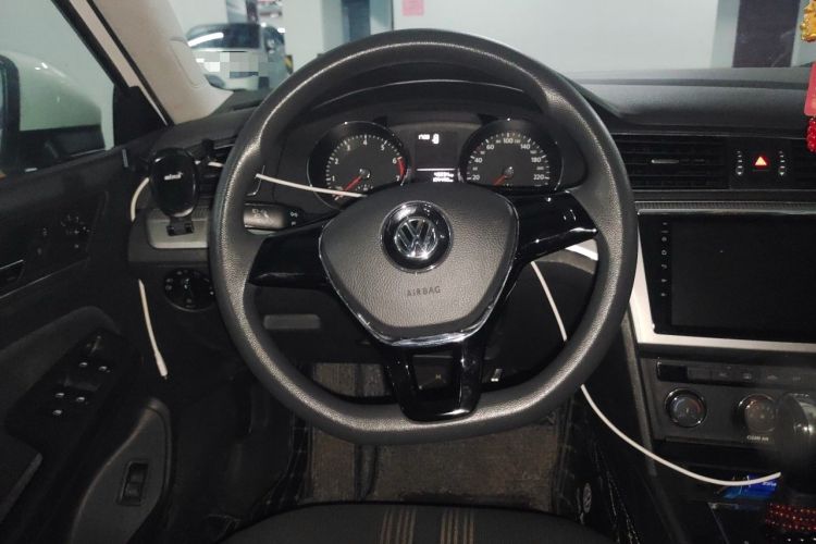 Used Volkswagen Lamando 2017 230TSI DSG Fashion Edition Steering Wheel