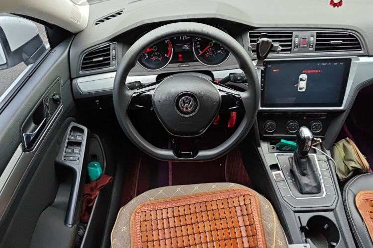 Used Volkswagen Lamando 2017 230TSI DSG Fashion Edition Steering Wheel