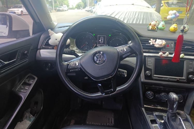 Used Volkswagen Lamando 2017 280TSI DSG Comfort Edition Steering Wheel