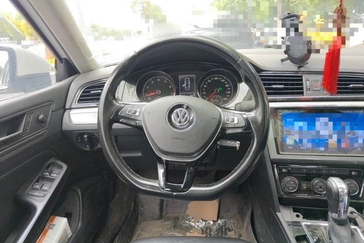 Used Volkswagen Lamando 2017 280TSI DSG Comfort Edition Steering Wheel