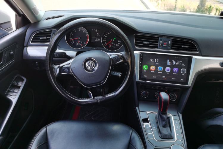 Used Volkswagen Lamando 2017 230TSI DSG Fashion Edition Steering Wheel