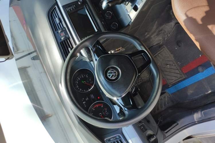Used Volkswagen Lamando 2017 230TSI DSG Fashion Edition Steering Wheel