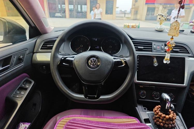 Used Volkswagen Lamando 2017 230TSI DSG Fashion Edition Steering Wheel