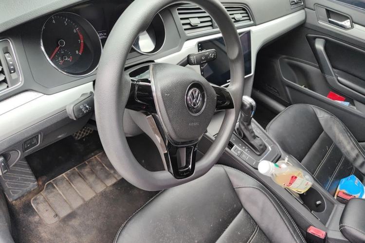 Used Volkswagen Lamando 2017 230TSI DSG Fashion Edition Steering Wheel