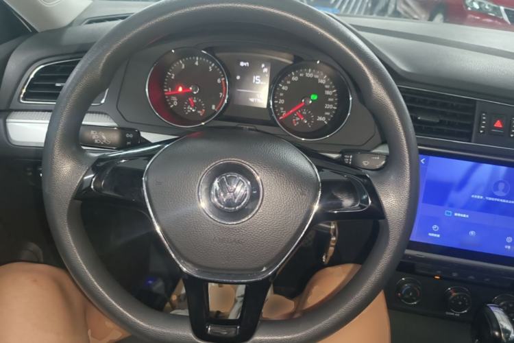 Used Volkswagen Lamando 2017 230TSI DSG Fashion Edition Steering Wheel