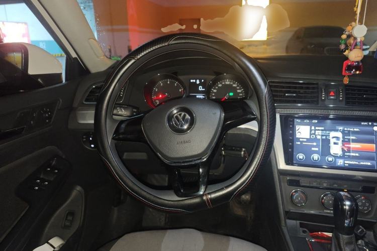 Used Volkswagen Lamando 2017 230TSI DSG Fashion Edition Steering Wheel