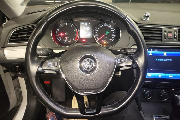 Used Volkswagen Lamando 2017 230TSI DSG Fashion Edition Steering Wheel
