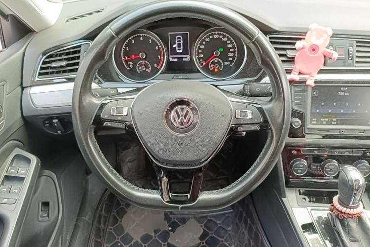 Used Volkswagen Lamando 2017 280TSI DSG Comfort Edition Steering Wheel