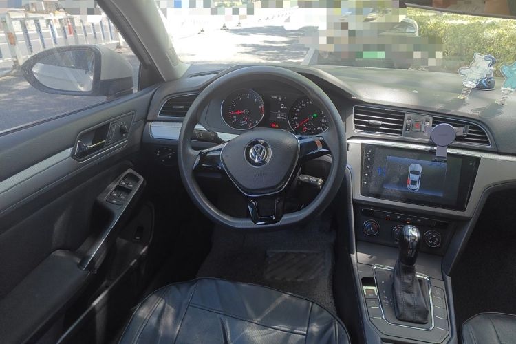 Used Volkswagen Lamando 2017 230TSI DSG Fashion Edition Steering Wheel
