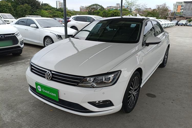 Used Volkswagen Lamando 2017 280TSI DSG Luxury Edition Guazi used car, China used car export, Used car for sale, Used  cars, Cheapest cars for sale