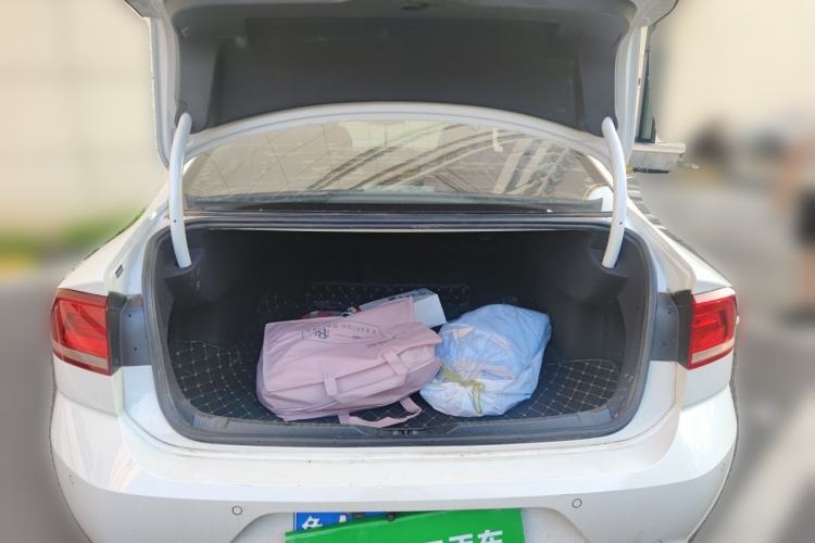 Used Volkswagen Lamando 2017 230TSI DSG Fashion Edition Trunk