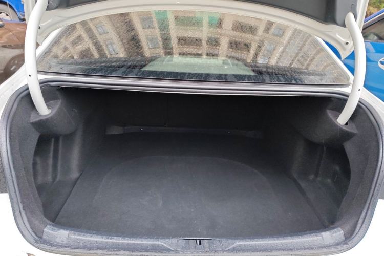 Used Volkswagen Lamando 2017 230TSI DSG Fashion Edition Trunk