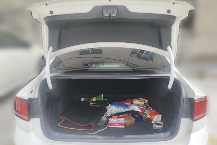 Used Volkswagen Lamando 2017 230TSI DSG Fashion Edition Trunk