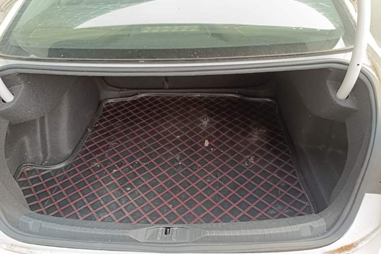 Used Volkswagen Lamando 2017 280TSI DSG Comfort Edition Trunk