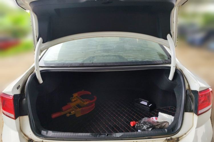 Used Volkswagen Lamando 2017 230TSI DSG Fashion Edition Trunk