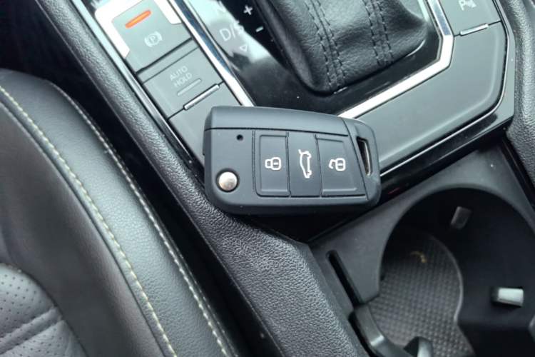Used Volkswagen Lamando 2017 280TSI DSG Luxury Edition Vehicle Key