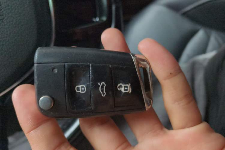 Used Volkswagen Lamando 2017 280TSI DSG Comfort Edition Vehicle Key
