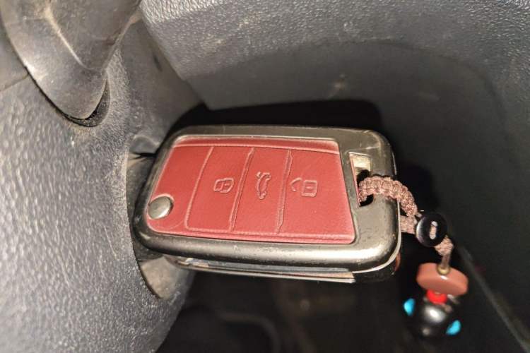 Used Volkswagen Lamando 2017 230TSI DSG Fashion Edition Vehicle Key