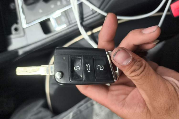 Used Volkswagen Lamando 2017 230TSI DSG Fashion Edition Vehicle Key