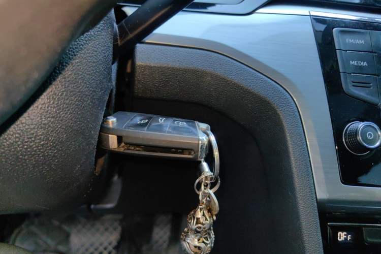Used Volkswagen Lamando 2017 280TSI DSG Comfort Edition Vehicle Key