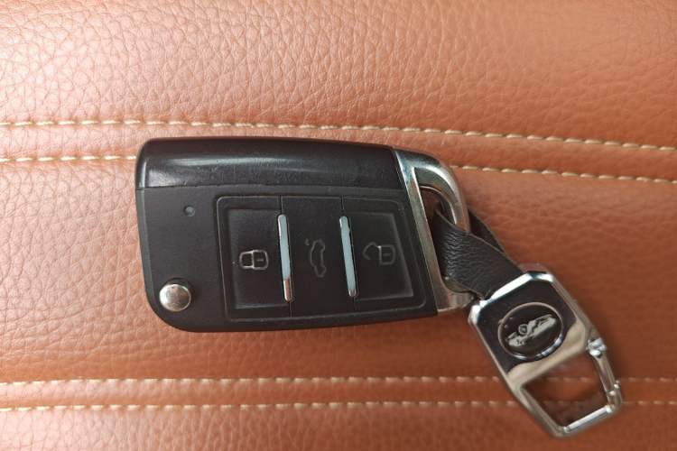 Used Volkswagen Lamando 2017 230TSI DSG Fashion Edition Vehicle Key