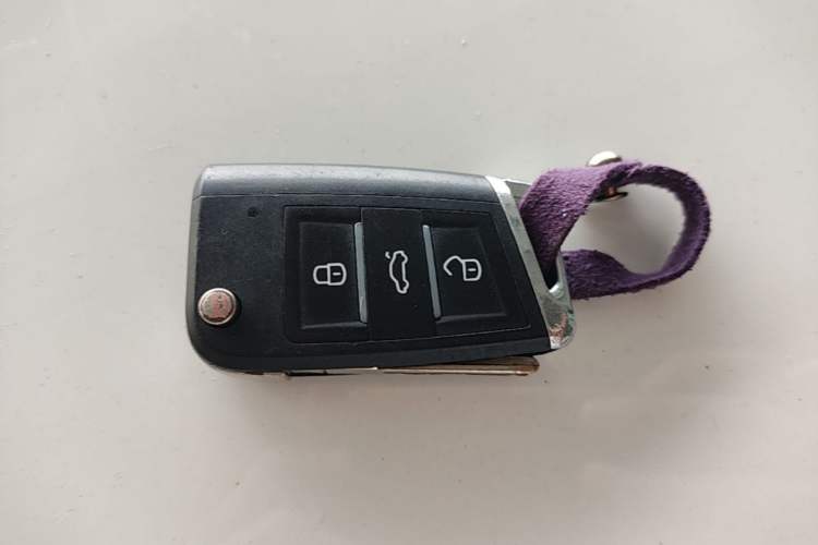 Used Volkswagen Lamando 2017 230TSI DSG Fashion Edition Vehicle Key