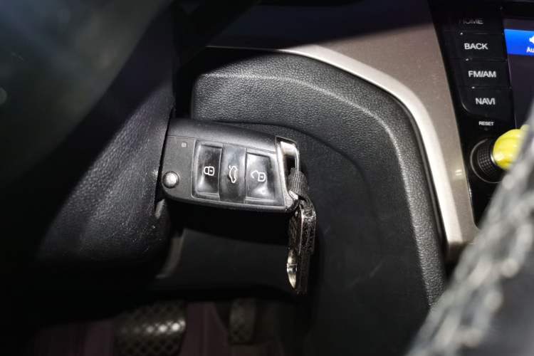 Used Volkswagen Lamando 2017 280TSI DSG Comfort Edition Vehicle Key