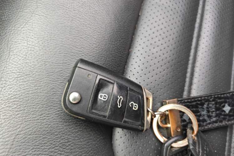 Used Volkswagen Lamando 2017 280TSI DSG Luxury Edition Vehicle Key
