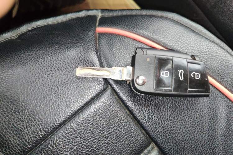 Used Volkswagen Lamando 2017 230TSI DSG Fashion Edition Vehicle Key