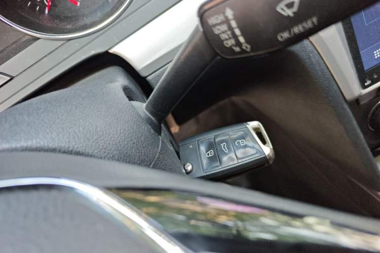 Used Volkswagen Lamando 2017 230TSI DSG Fashion Edition Vehicle Key