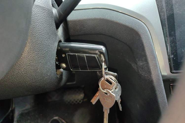 Used Volkswagen Lamando 2017 230TSI DSG Fashion Edition Vehicle Key