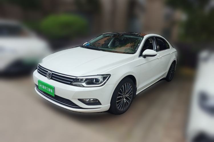 Used Volkswagen Lamando 2017 280TSI DSG Luxury Edition Guazi used car, China used car export, Used car for sale, Used  cars, Cheapest cars for sale