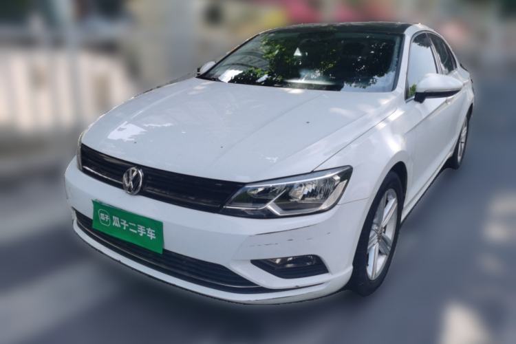 Used Volkswagen Lamando 2017 280TSI DSG Comfort Edition Guazi used car, China used car export, Used car for sale, Used  cars, Cheapest cars for sale