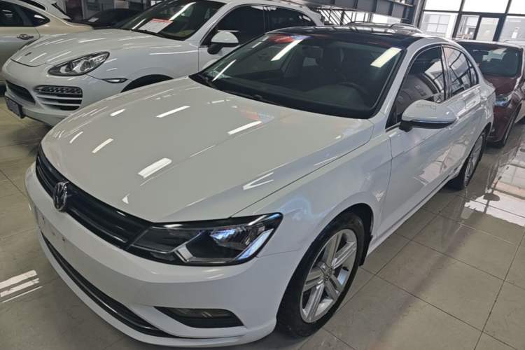 Used Volkswagen Lamando 2017 280TSI DSG Comfort Edition Guazi used car, China used car export, Used car for sale, Used  cars, Cheapest cars for sale