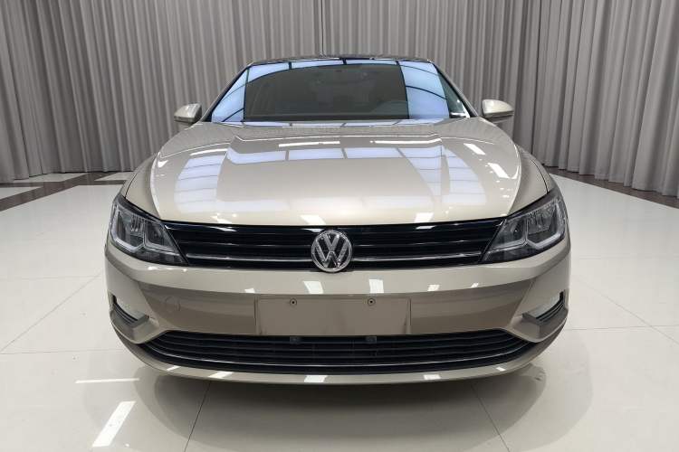 Used Volkswagen Lamando 2017 280TSI DSG Comfort Edition Front