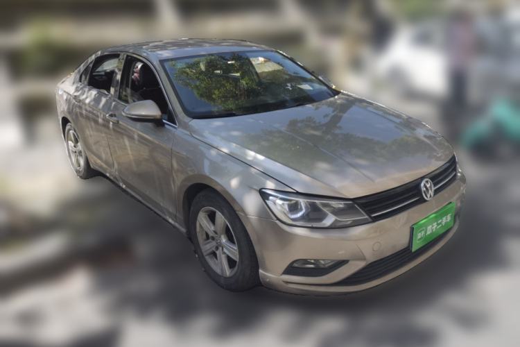 Used Volkswagen Lamando 2017 230TSI DSG Fashion Edition Front Right 45 Deg