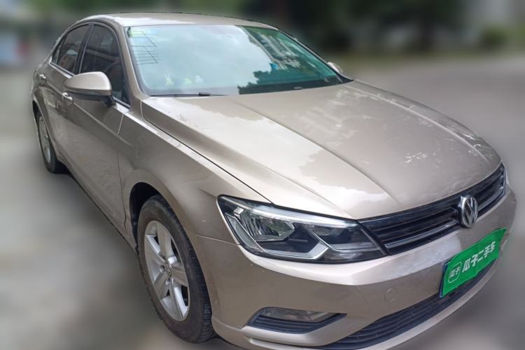 Used Volkswagen Lamando 2017 230TSI DSG Fashion Edition Front Right 45 Deg