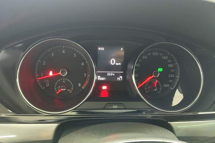 Used Volkswagen Lamando 2017 280TSI DSG Comfort Edition Instrument Cluster